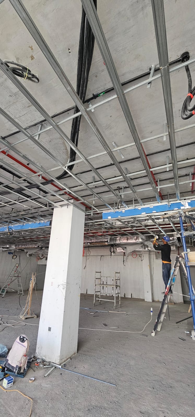 SAB Seasons building contractor Dubai — commercial interior drywall and ceiling package